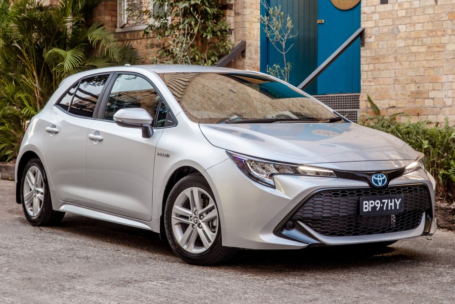 TOYOTA COROLLA ASCENT SPORT HYBRID ZWE211R 5D  CONTINUOUS VARIABLE , 4 CYLINDER, 1.8L 2018 compare vehicle insurance quotes - Car insurance quotes online cheapest comprehensive car insurance NSW NRMA quote AAMI quote Suncorp quote budget direct quote QBE quote Youi quote