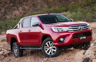 TOYOTA HILUX SR (4X4) GUN126R DUAL C/CHAS  6 SP MANUAL, 4 CYL DIESEL TURBO, 2.8L 2017 compare vehicle insurance quotes - Car insurance quotes online cheapest comprehensive car insurance QLD NRMA quote AAMI quote Suncorp quote budget direct quote QBE quote Youi quote