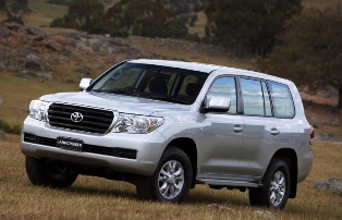 TOYOTA LANDCRUISER GXL (4X4) UZJ200R 4D WAGON  5 SP AUTOMATIC, V8, 4.7L 2008 compare vehicle insurance quotes - Car insurance quotes online cheapest comprehensive car insurance QLD NRMA quote AAMI quote Suncorp quote budget direct quote QBE quote Youi quote
