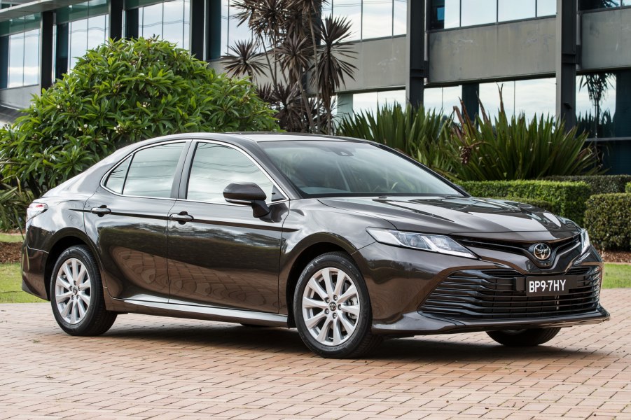 TOYOTA 2019 TOYOTA CAMRY ASCENT HYBRID 2019 compare vehicle insurance quotes - Car insurance quotes online cheapest comprehensive car insurance VIC NRMA quote AAMI quote Suncorp quote budget direct quote QBE quote Youi quote